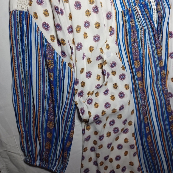 Bohemian Free People White and Blue Patterned Dress - Picture 4 of 6